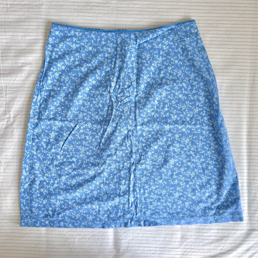 Brandy Melville Blue floral skirt